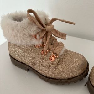 Winter boots Toddler size 7